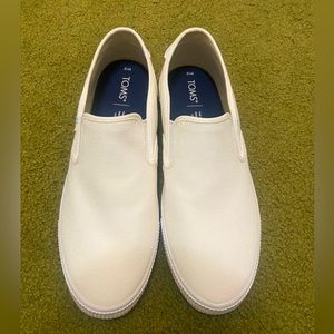 TOMs Baja White canvas slip-ons